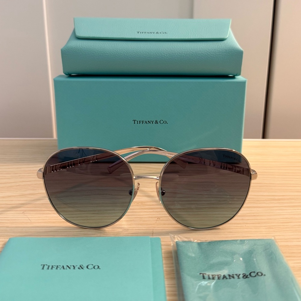 BRAND NEW Tiffany and Co. Round Metal Atlas Sunglasses